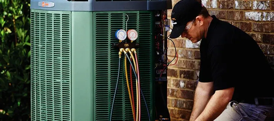 trane tech repairing ac